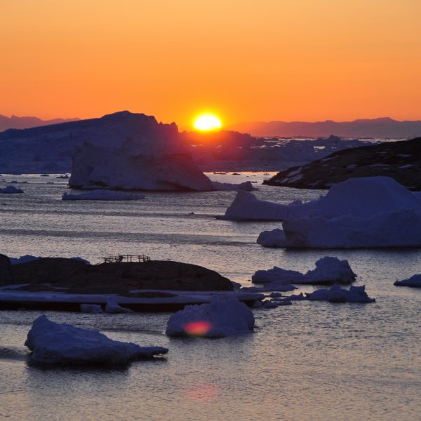Sonnenuntergang um kurz vor Mitternacht in Ilulissat