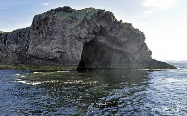 Die Cathedral Cave in der Nähe der Summer Islands