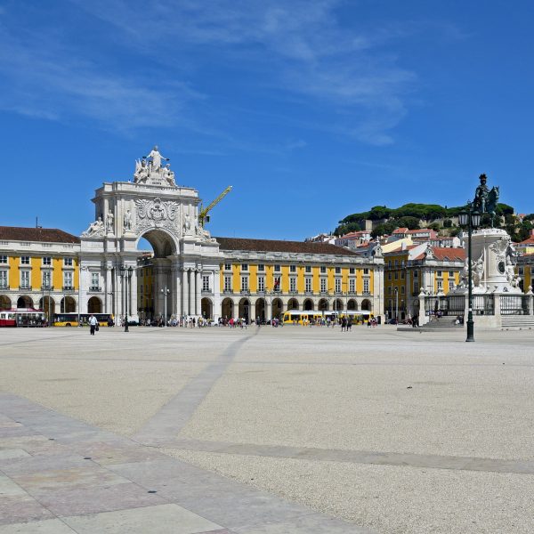 Der Praça do Comércio in Lissabon