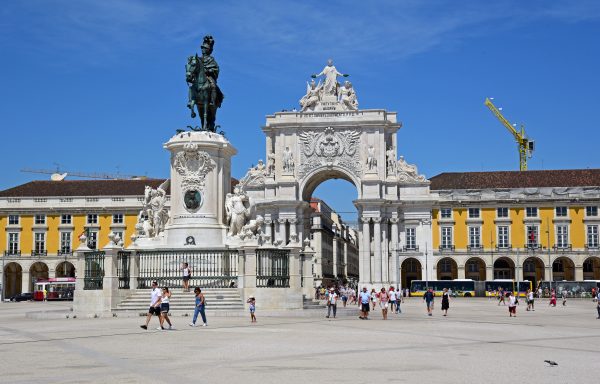 Der Praça do Comércio in Lissabon