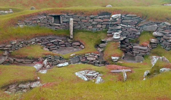 Eine Wohnung aus der Eisenzeit (Jarlshof in Shetland, Schottland)