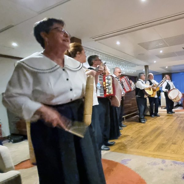 Folklore auf der MS AmaDouro während der Douro Kreuzfahrt