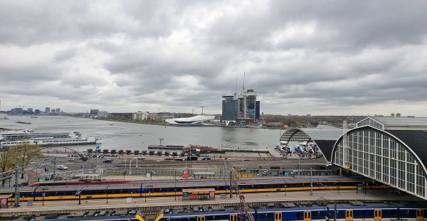 Am Tag: Ausblick auf Amsterdam vom Hotel Ibis aus
