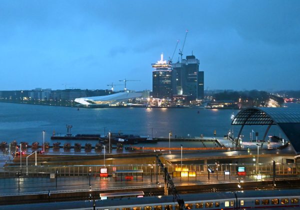 Am Morgen: Ausblick auf Amsterdam vom Hotel Ibis aus