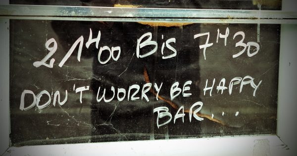 Die Don't worry be happy Bar in Basel