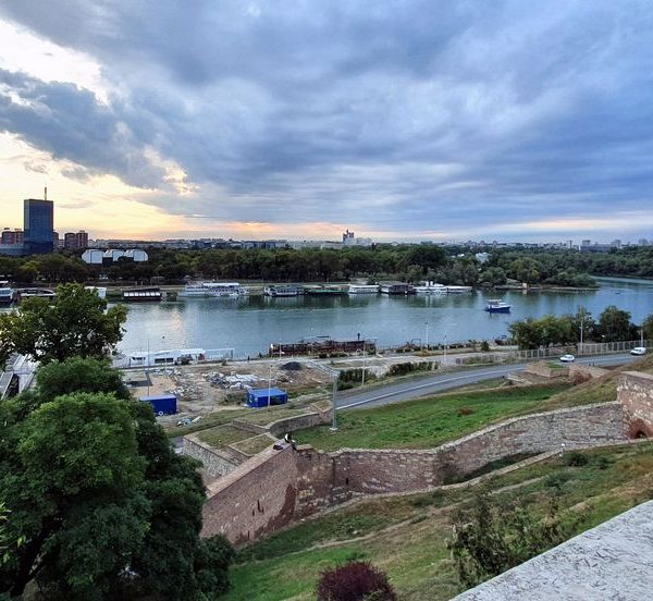 Blick von der Burg auf Belgrad und die Donau
