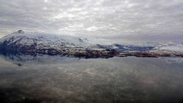 Spiegelung auf dem Flug von Qaqortoq nach Narsarsuaq