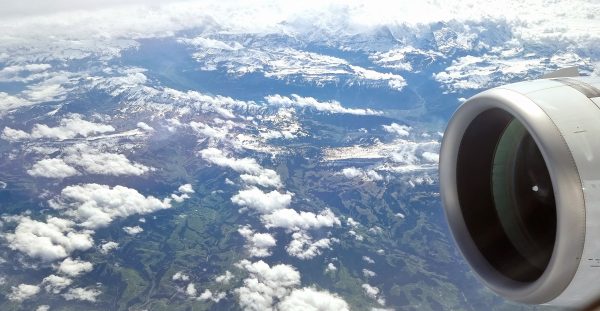 Blick auf die Alpen auf dem Flug von Marseille nach Frankfurt am Main