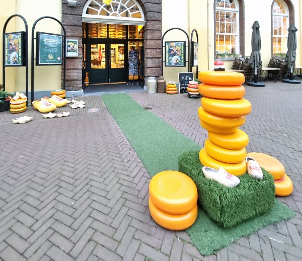 Der Eingang der Gouda Cheese Experience in Gouda