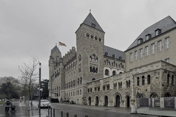Das preußische Regierungsgebäude in Koblenz