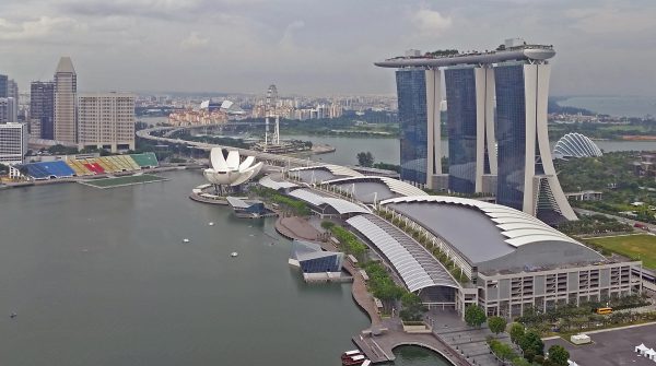 Blick vom LeVel 33 auf Singapur