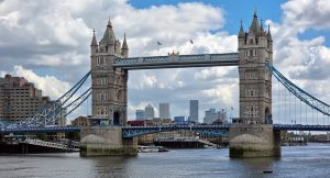 Die Tower-Bridge von London