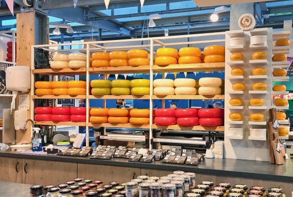 Alles Käse in der Markthalle von Rotterdam