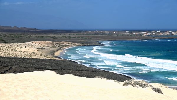 Die Praia Grande auf der Insel São Vicente, Kapverden