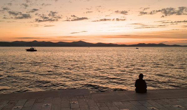 Sonnenuntergang bei der Wasserorgel in Zadar